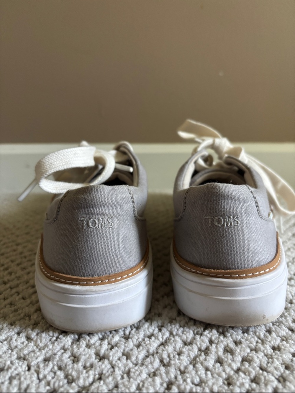 Toms Canvas Sneakers View 4